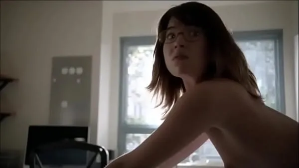 XXX Nichole Bloom nue en levrette dans Shameless meilleures vidéos