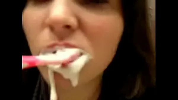 XXX Brushing Teeth top Videos