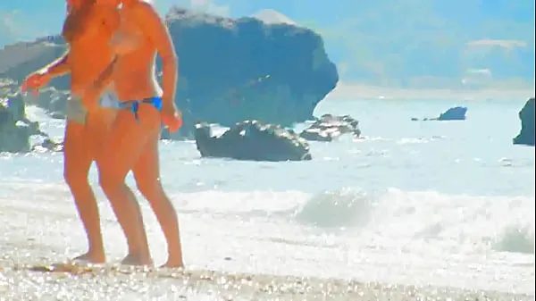 XXX Beach Spy boobs close up top Videos