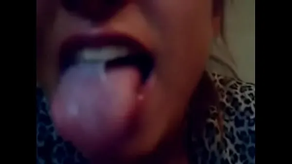 XXX i swallow it سرفہرست ویڈیوز