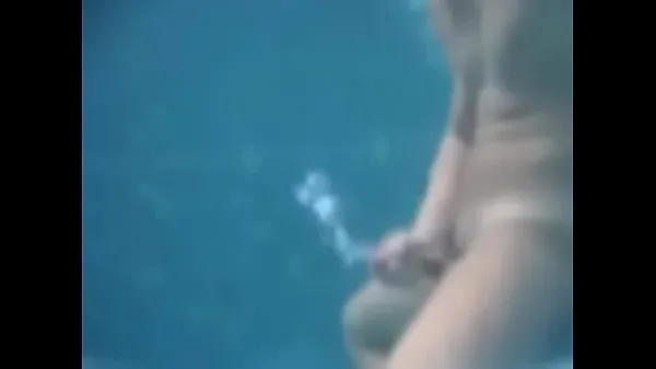 XXX Huge Underwater Cum toppvideoer