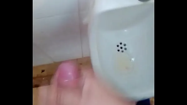 XXX cum in the public toiletvideo principali