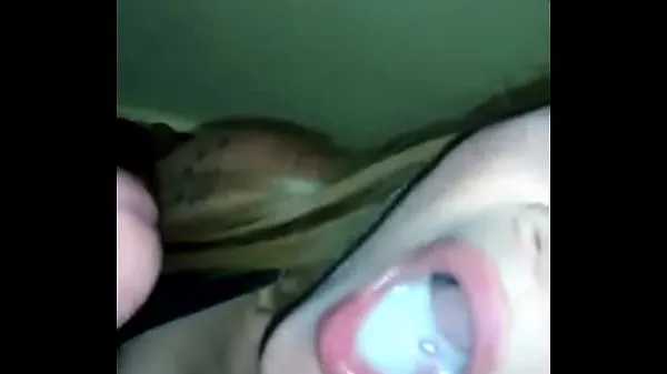 XXX Petera yeux bleus boivent du lait meilleures vidéos