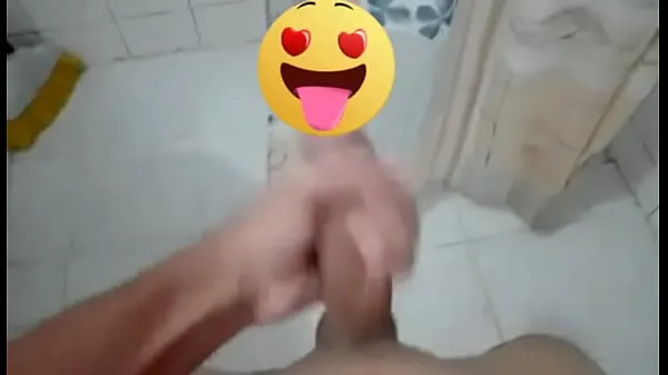 XXX Handjob in the bathroom legnépszerűbb videó