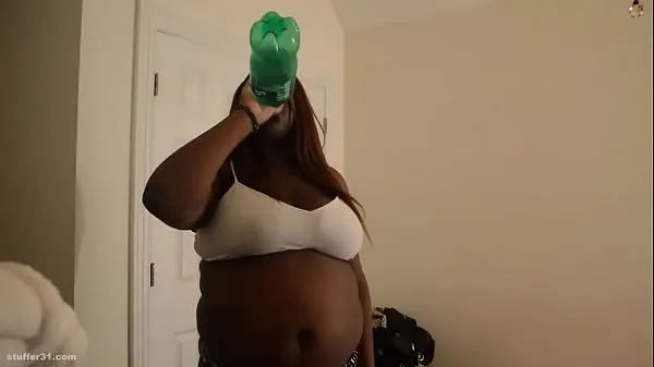 XXX BBW sprite chugging top Vídeos