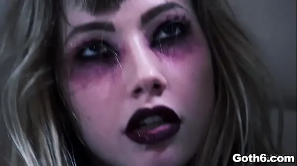 XXX Hell yeah! Goth teen nympho Ivy Wolfe goes CRAZY bästa videoklipp