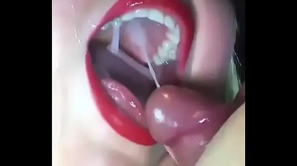 XXX Cum shot mouth releasing sperm in mouth en iyi Videolar