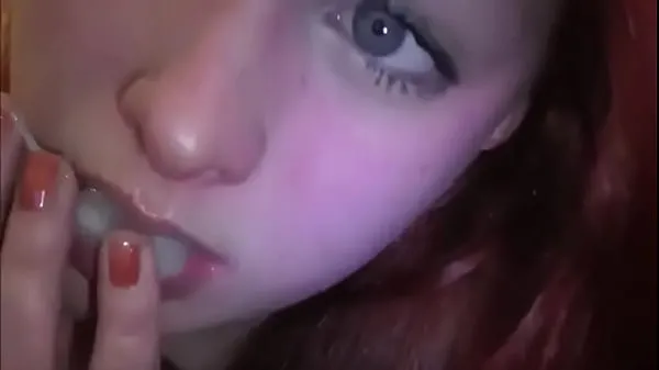 XXX Married redhead playing with cum in her mouth أفضل مقاطع الفيديو