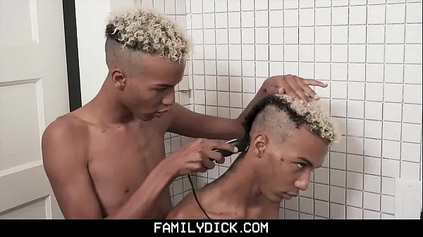 XXX Twink Twins identiques caressent leurs bites meilleures vidéos