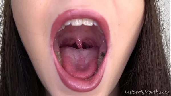 XXX Mouth fetish - Daisy will show what`s inside her mouth najlepších videí