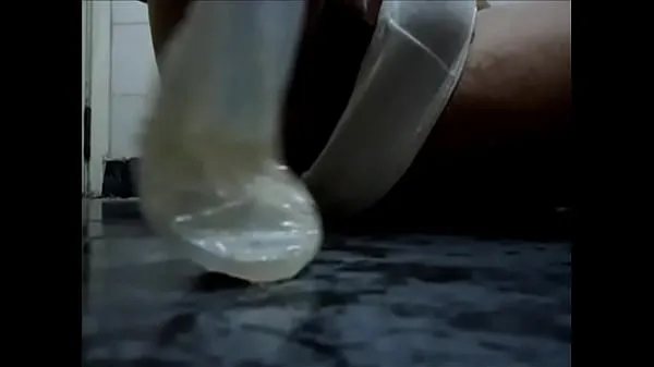 XXX TAKING OFF THE FEMALE CONDOM FULL OF FUCK vídeos principales