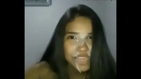 XXX Novinha levando leitada na cara do deputado top Vídeos