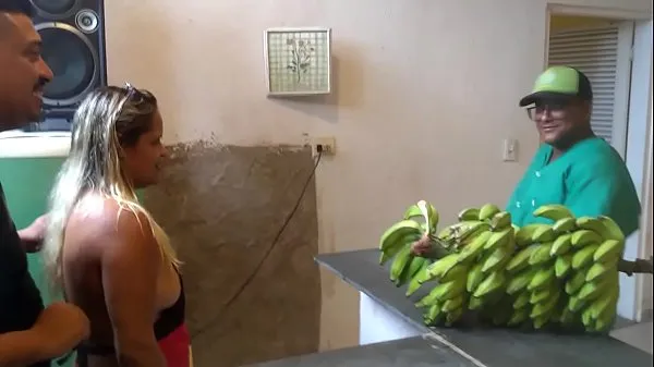 XXX corno vai buscar banana e leva galha Video hàng đầu