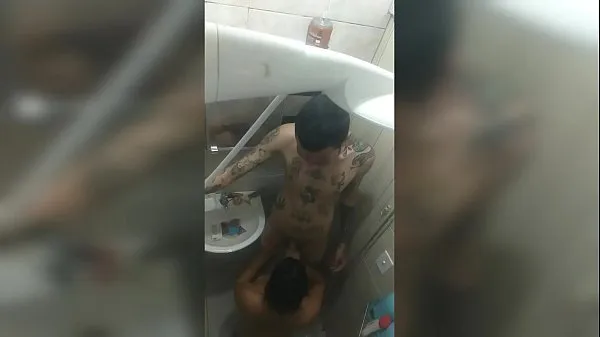 XXX Peguei a novinha no banho najlepsze filmy