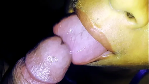 XXX Je jouis sur la bouche de ma chienne Susy meilleures vidéos