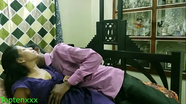 XXX Indian hot fucking with stepbrother!! with Hindi dirty talk najlepších videí