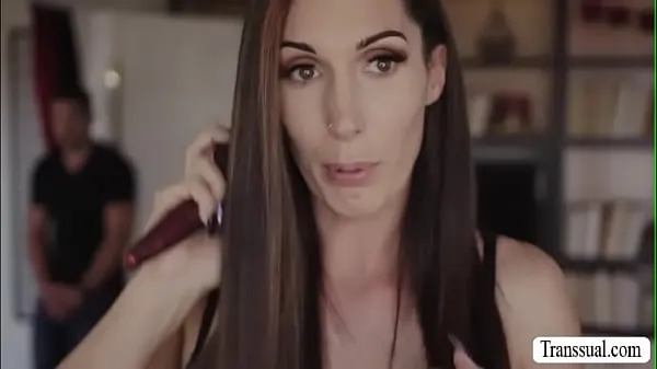XXX Stepson bangs the ass of her trans stepmom suosituinta videota
