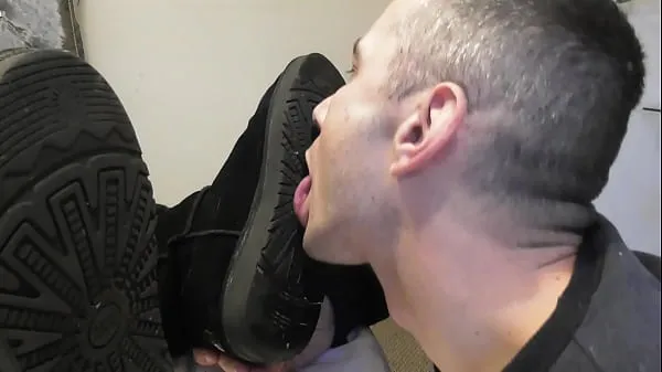 XXX Licking dirty ugg boots top Vídeos