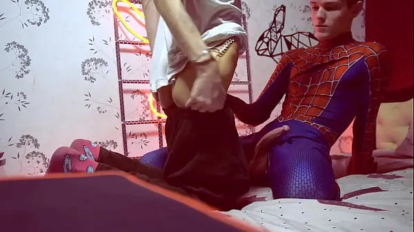 XXX Homem-Aranha salva o mundo e a boca de Casey top Vídeos