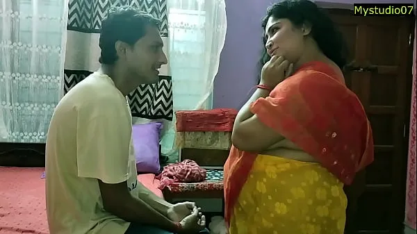 XXX Indian Hot Bhabhi XXX sex with Innocent Boy! With Clear Audio bästa videoklipp
