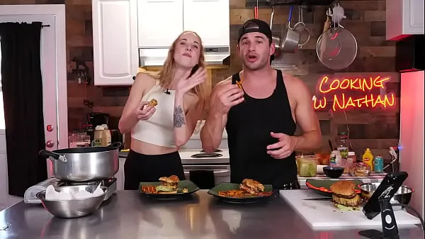 XXX Millie Morgan parle de Cuisiner avec Nathan meilleures vidéos