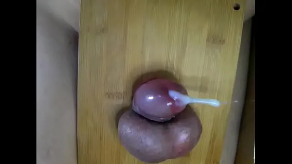 XXX ejaculate with testicles crushed najlepších videí