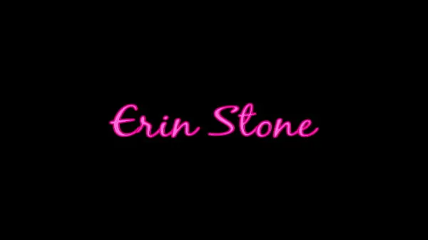 XXX Erin Stone Has A Mom Who Believes In Tough Love热门视频