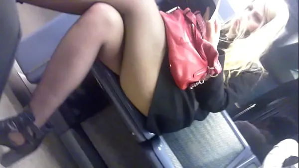 XXX No skirt blonde and short coat in subway top Videos